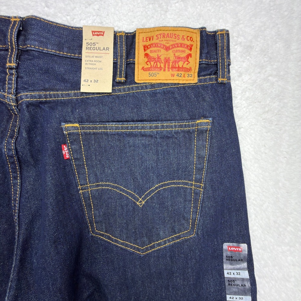 Levis 505 Regular Fit Straight Leg Jeans Mens 42x32 Blue NWT Dark Wash